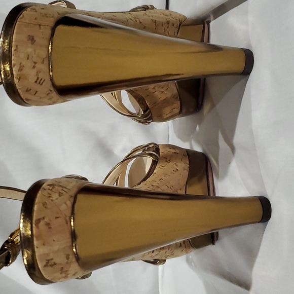 Prada gold cork platform heeled sandals gorgeous - Picture 4 of 13